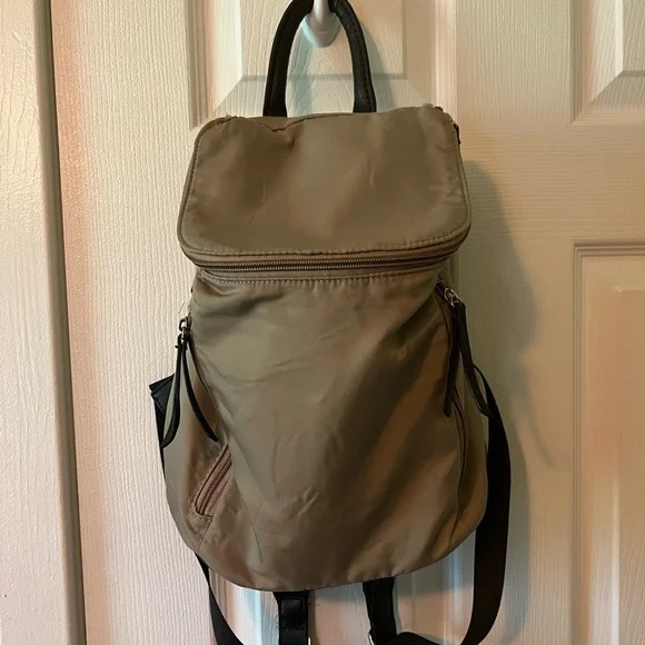 Mini backpack - Picture 1 of 7